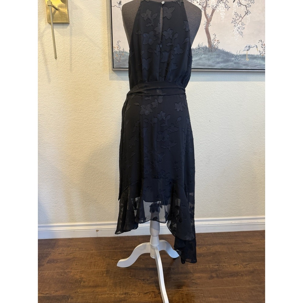 Little Romantic Black Dress With Fairy Hemline - Picture 4 of 7